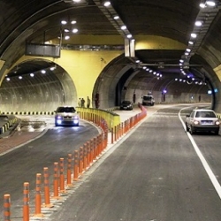 تونل نیایش و پل صدر